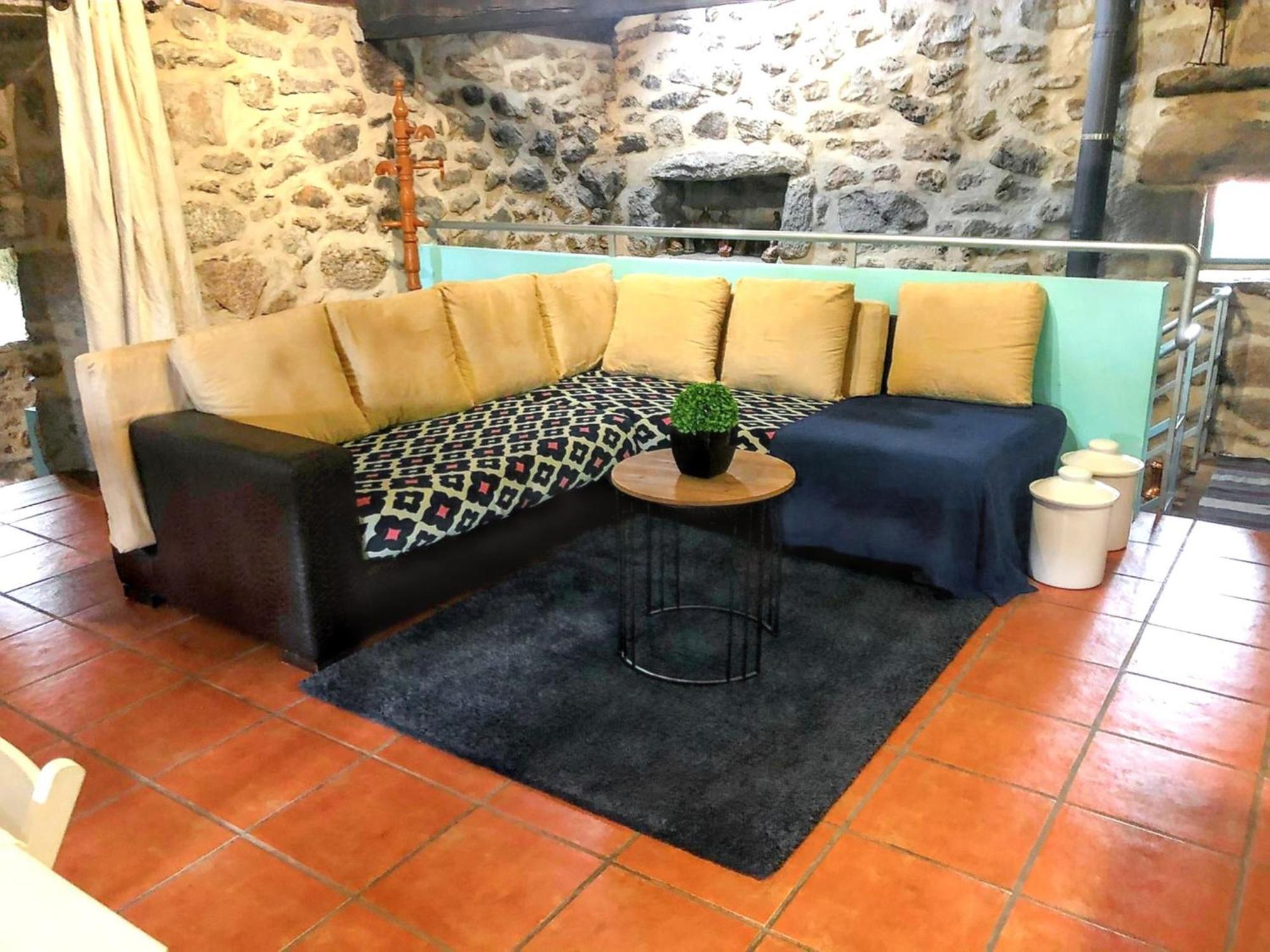 Urgueira  Welcoming House With Mountain View In Agueda Shared Pool 빌라 외부 사진