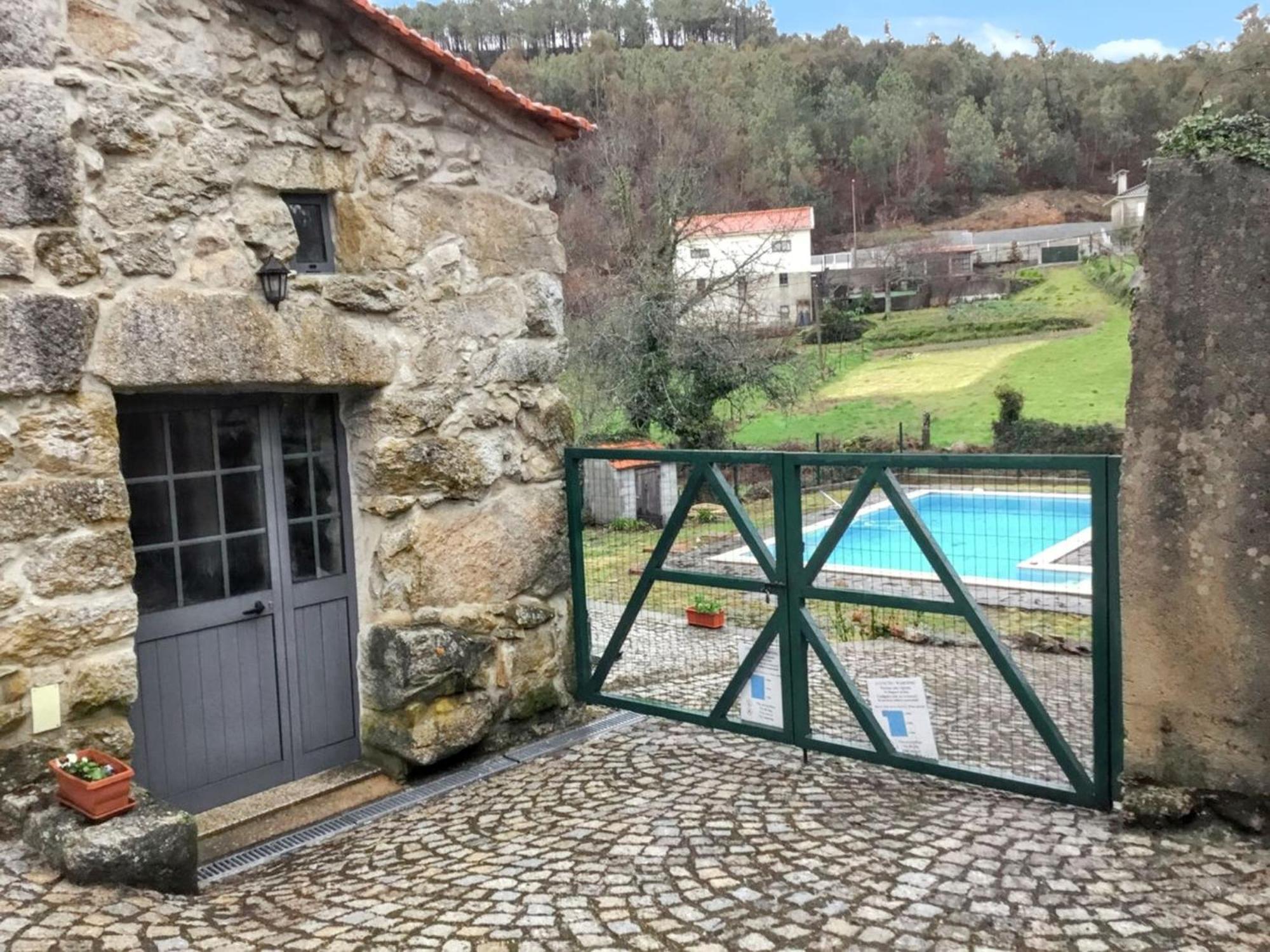 Urgueira  Welcoming House With Mountain View In Agueda Shared Pool 빌라 외부 사진